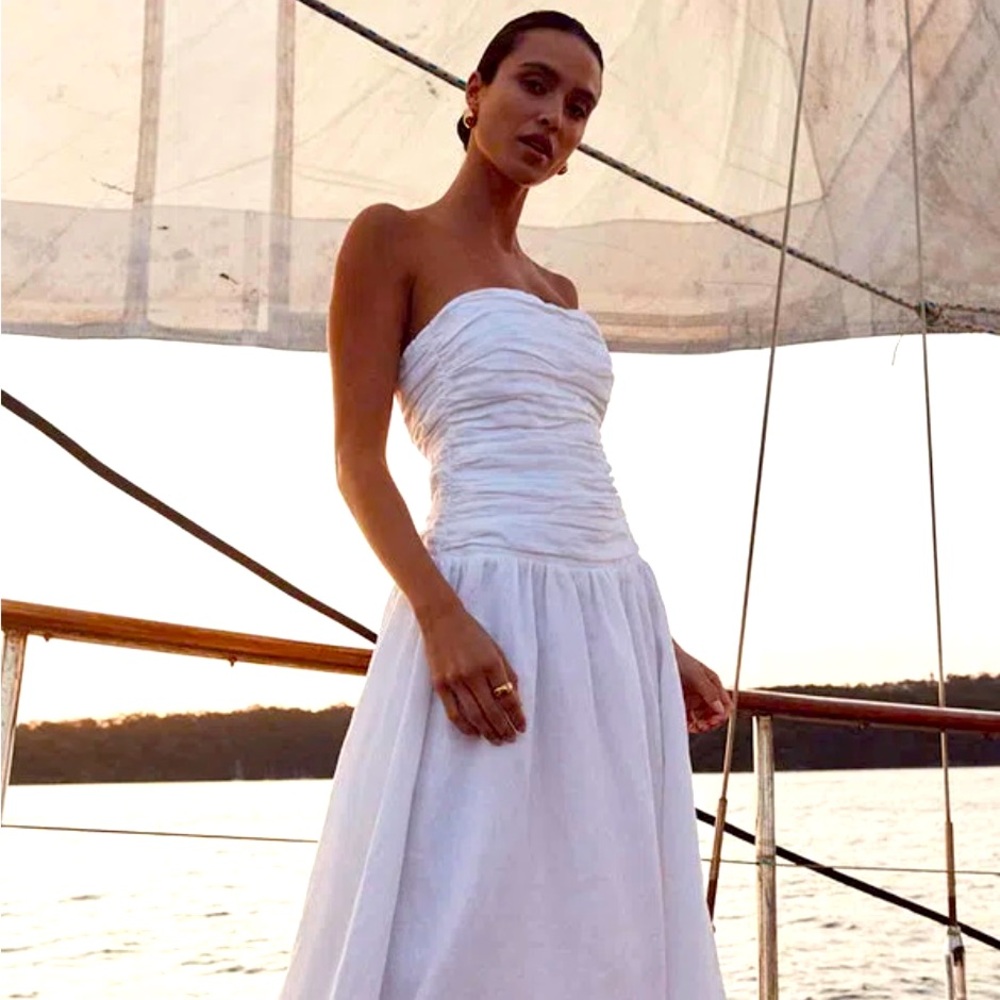 Dissh Catania linen strapless dress! Size AUS 6 US2